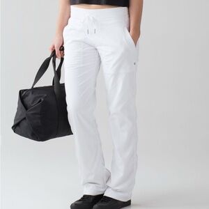 Lululemon Dance Studio Pant III (Regular) Lined 32"
White Size 2